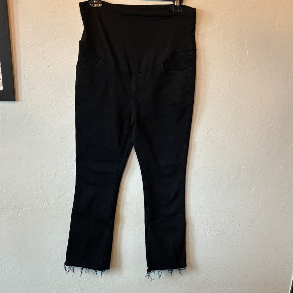 Maternity black denim jeans with frayed hem Ellie & Luke size medium